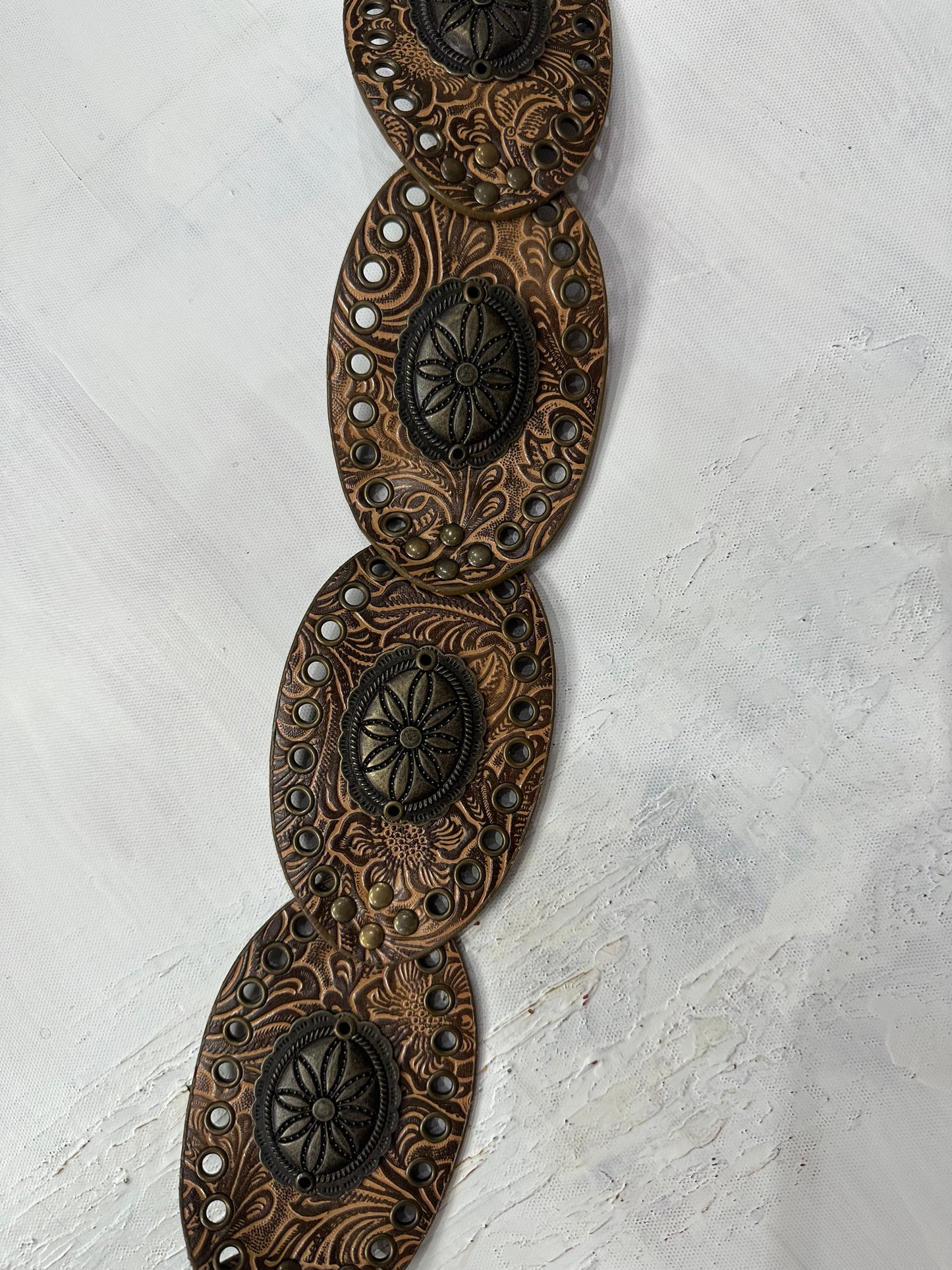 midsummer edit | one size brown faux leather oval belt