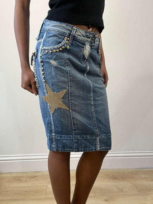 2016 edit | small/medium blue denim midi skirt with graphic details