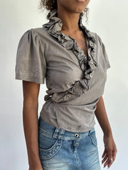 wag drop | taille: S/M · couleur: gris · article: haut · détails: cache-cœur + manches courtes