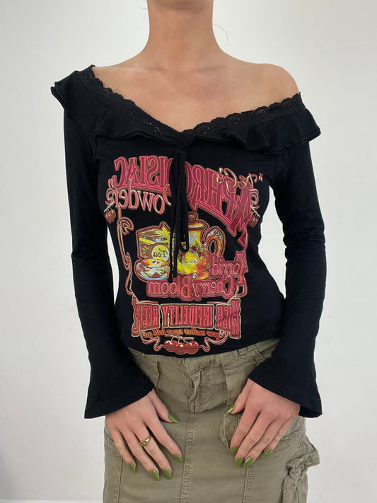 vintage edit nineteen | small black dolce & gabbana graphic print long sleeve top