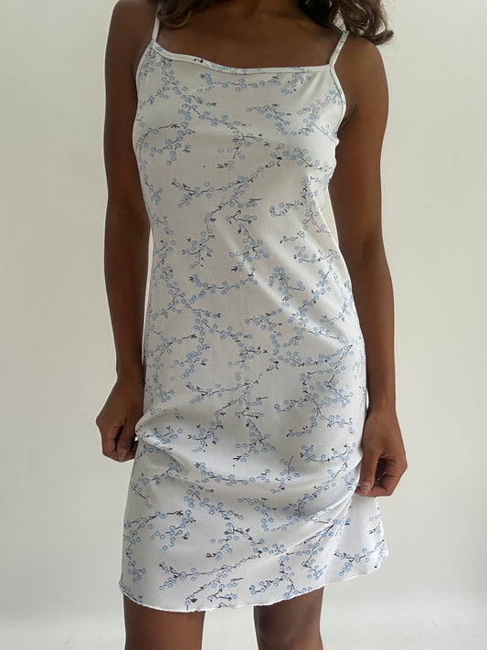 wedding guest drop | small/medium white floral midi dress