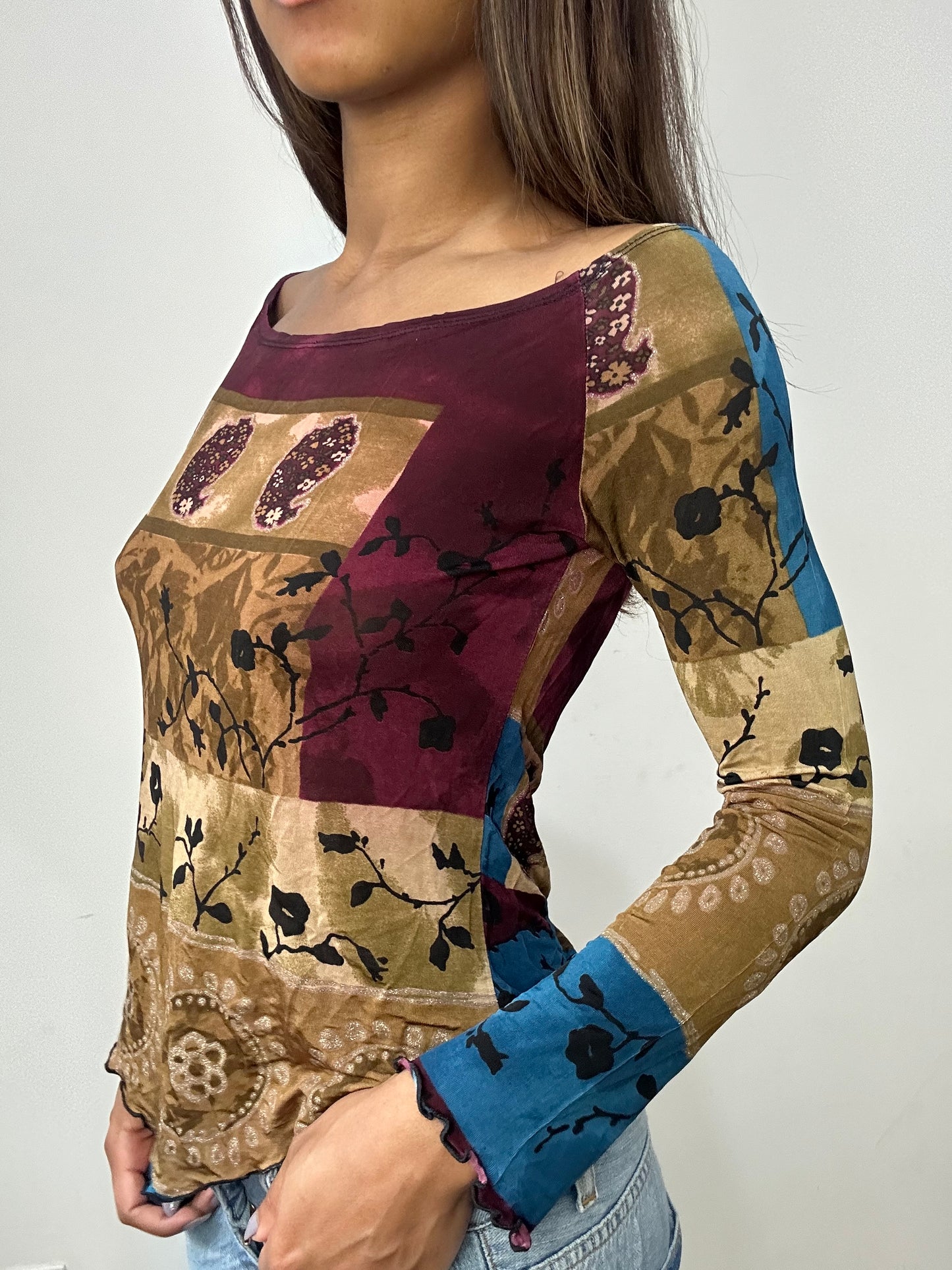 BEST PICKS | small burgundy patterned long sleeve top