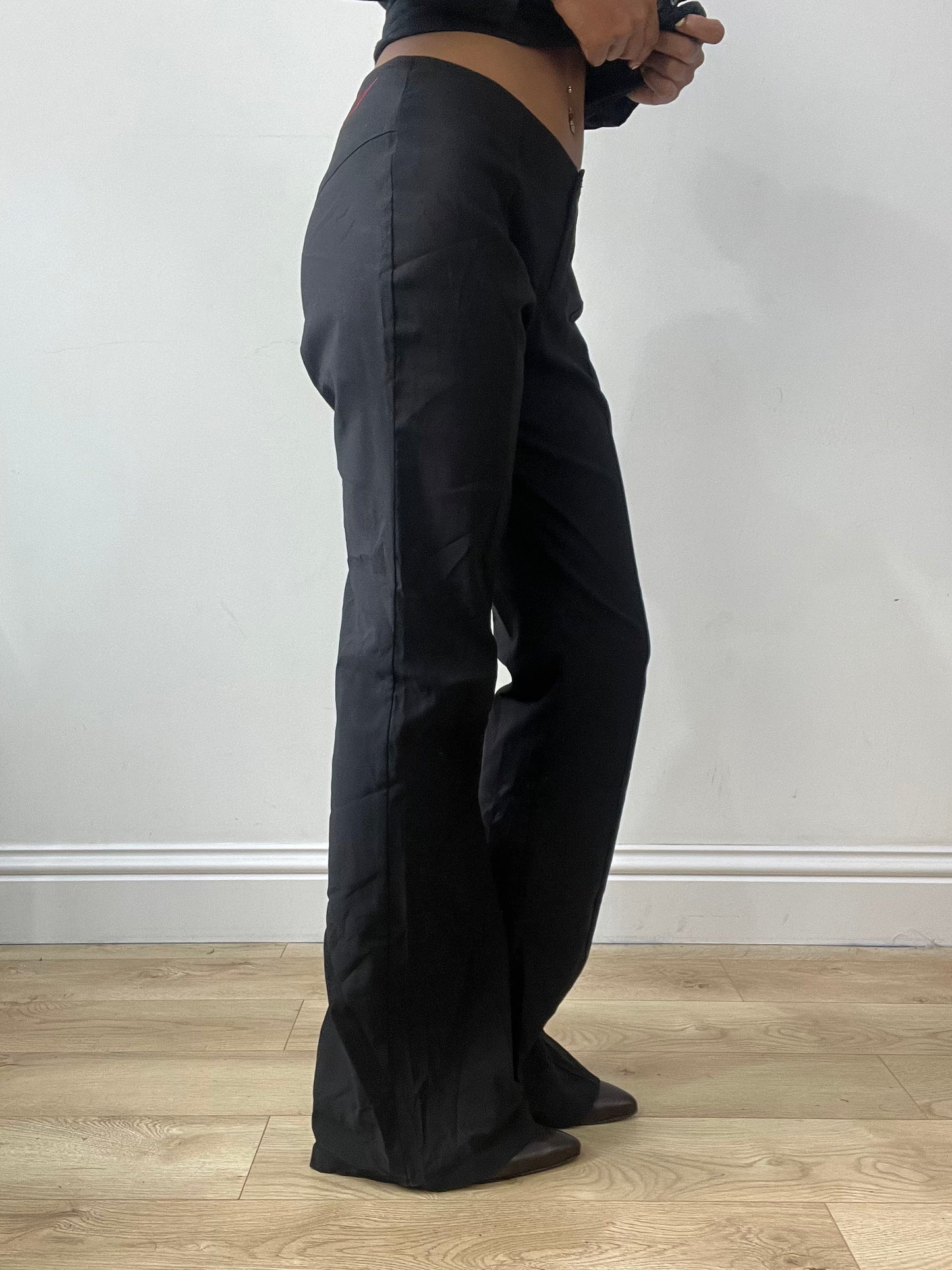vintage edit thirty-two | medium black straight leg trousers