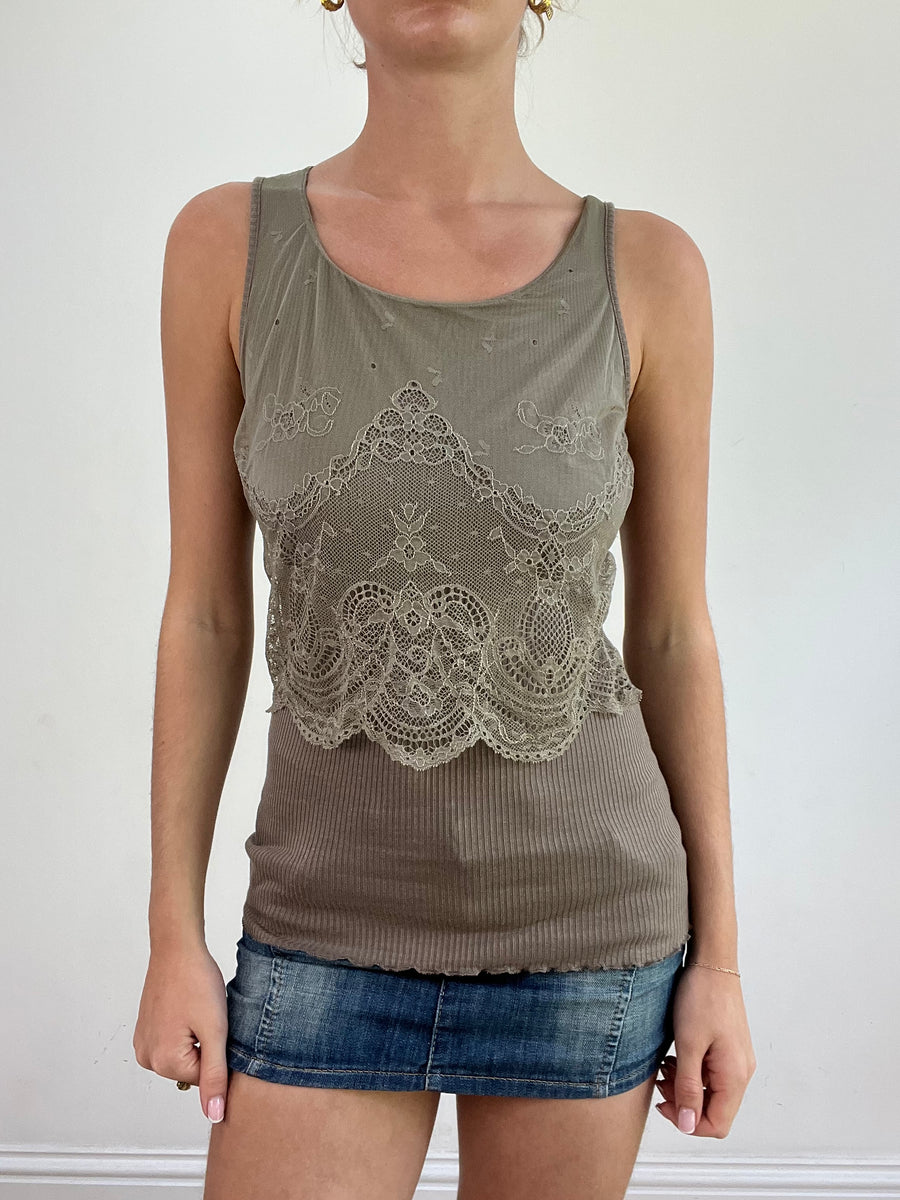 BEST PICKS | small brown ribbed lace tank top