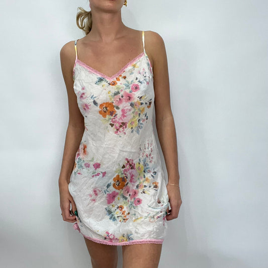 ETHEREAL GIRL DROP | small white floral intimissimi dress