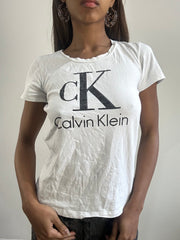 2016 edit | small white calvin klein rhinestone logo t-shirt