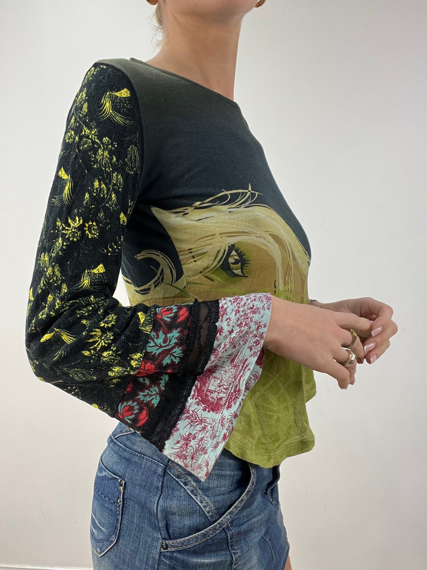vintage edit: seasonal faves | small green custo barcelona graphic top