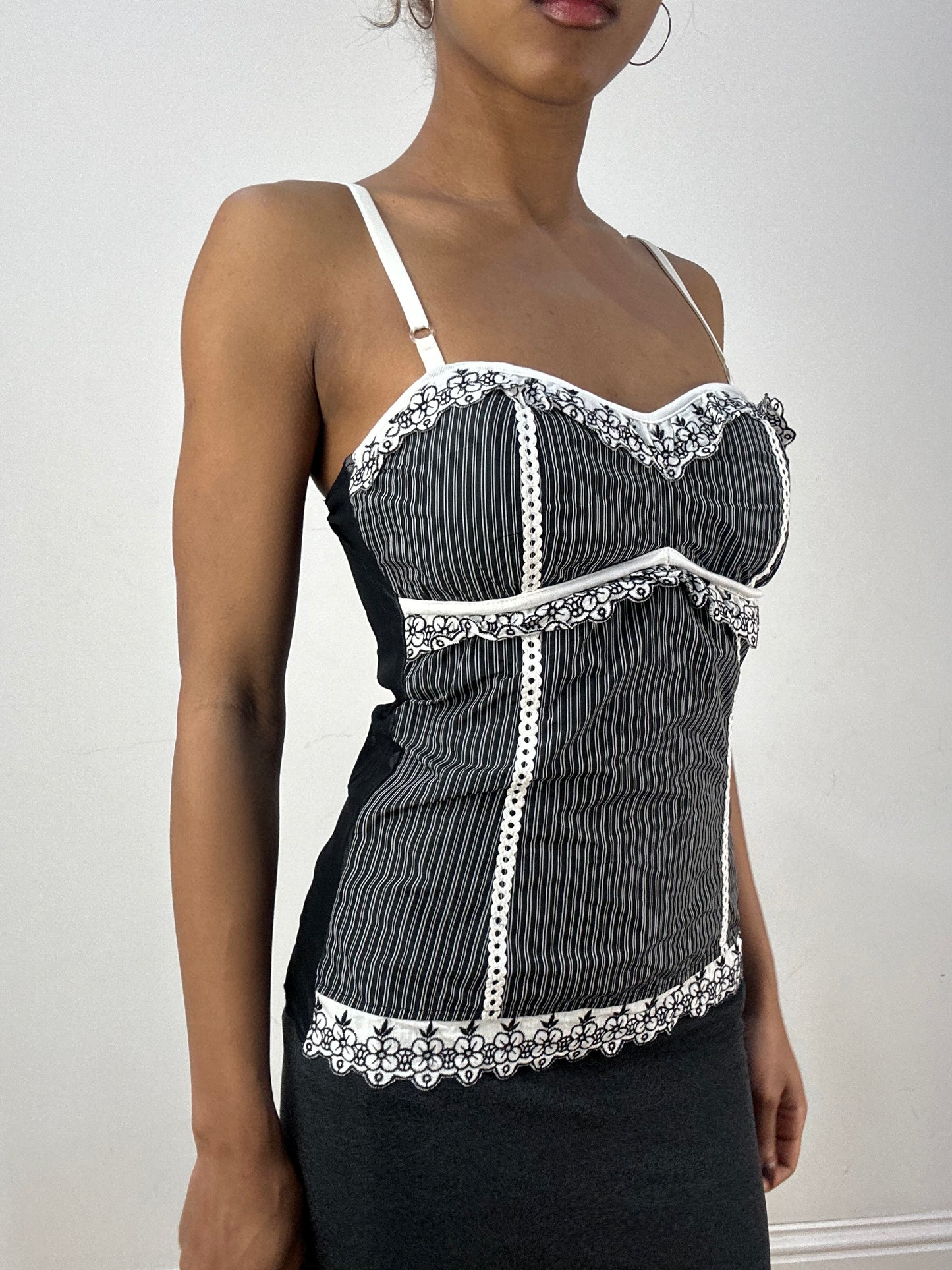 vintage edit thirty-six | medium black and white corset style top