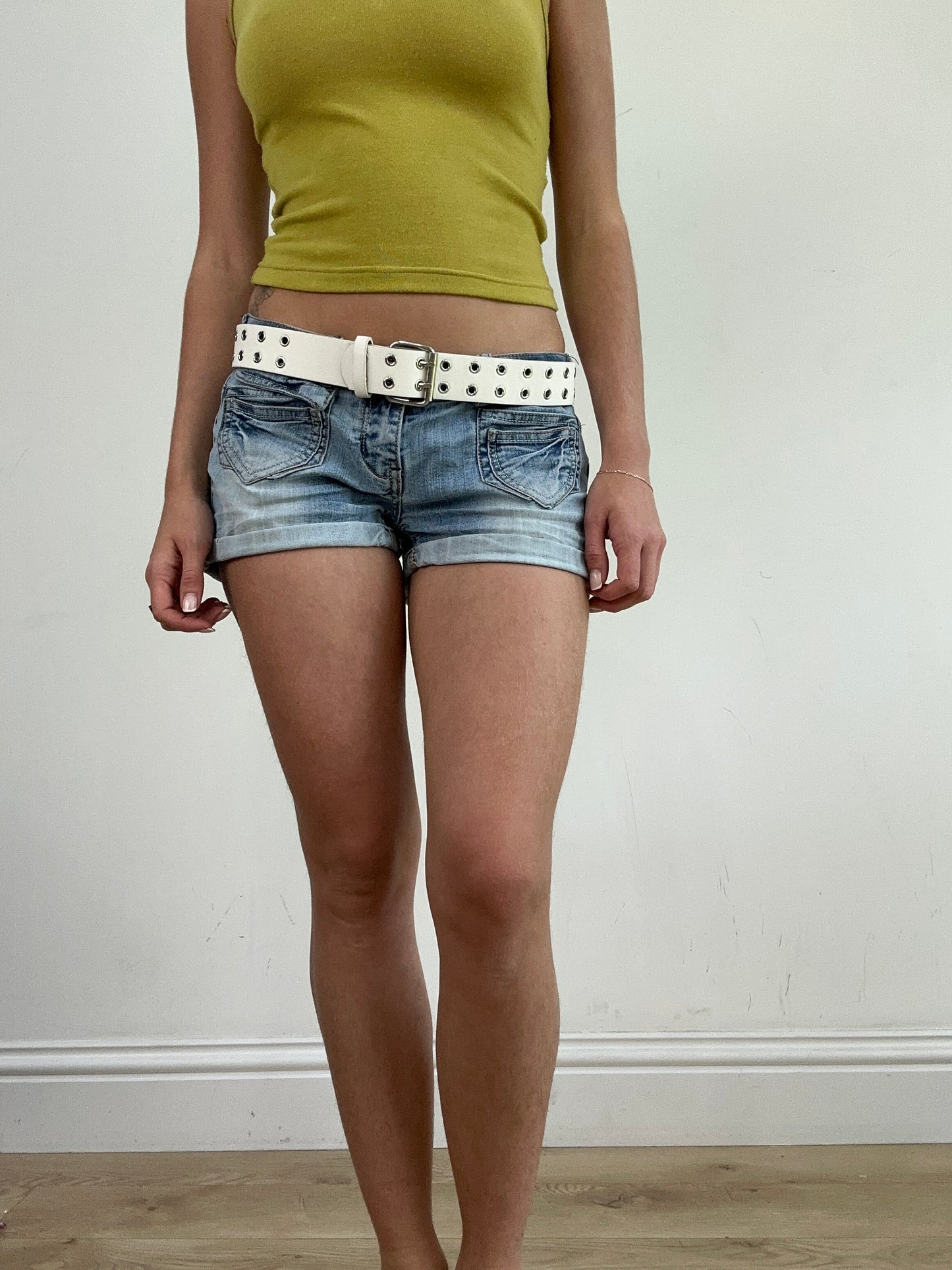 💚 miley cyrus edit | white and silver eyelet belt