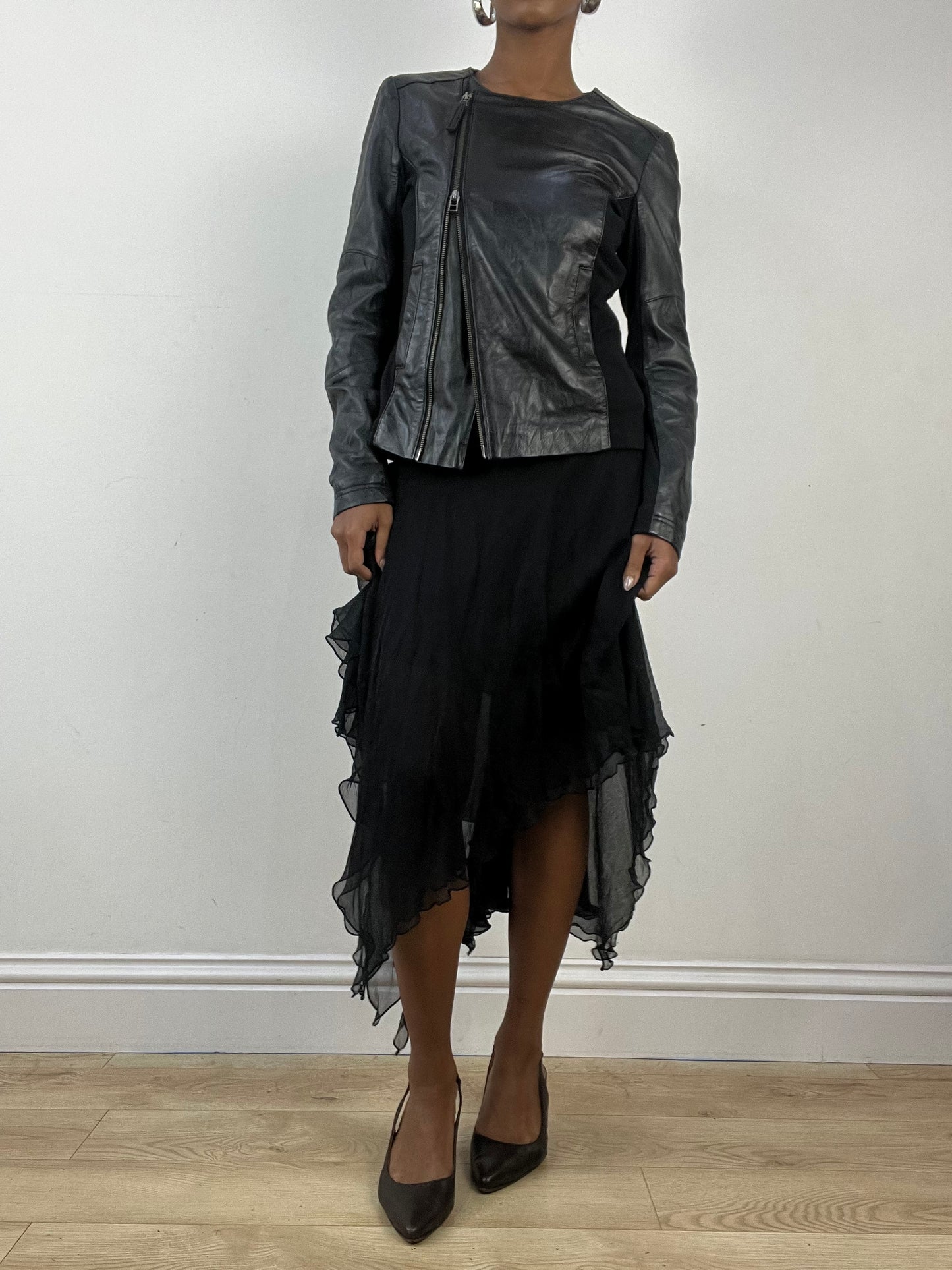 vintage edit: indie sleaze | small black leather zip up jacket