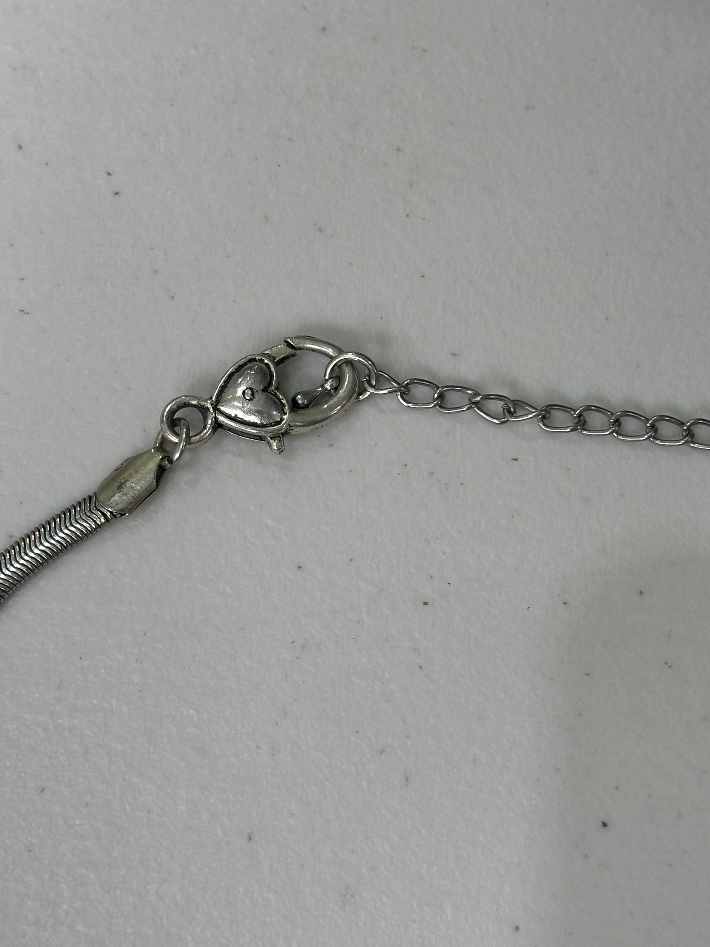devil wears prada | one size silver circle pendant necklace