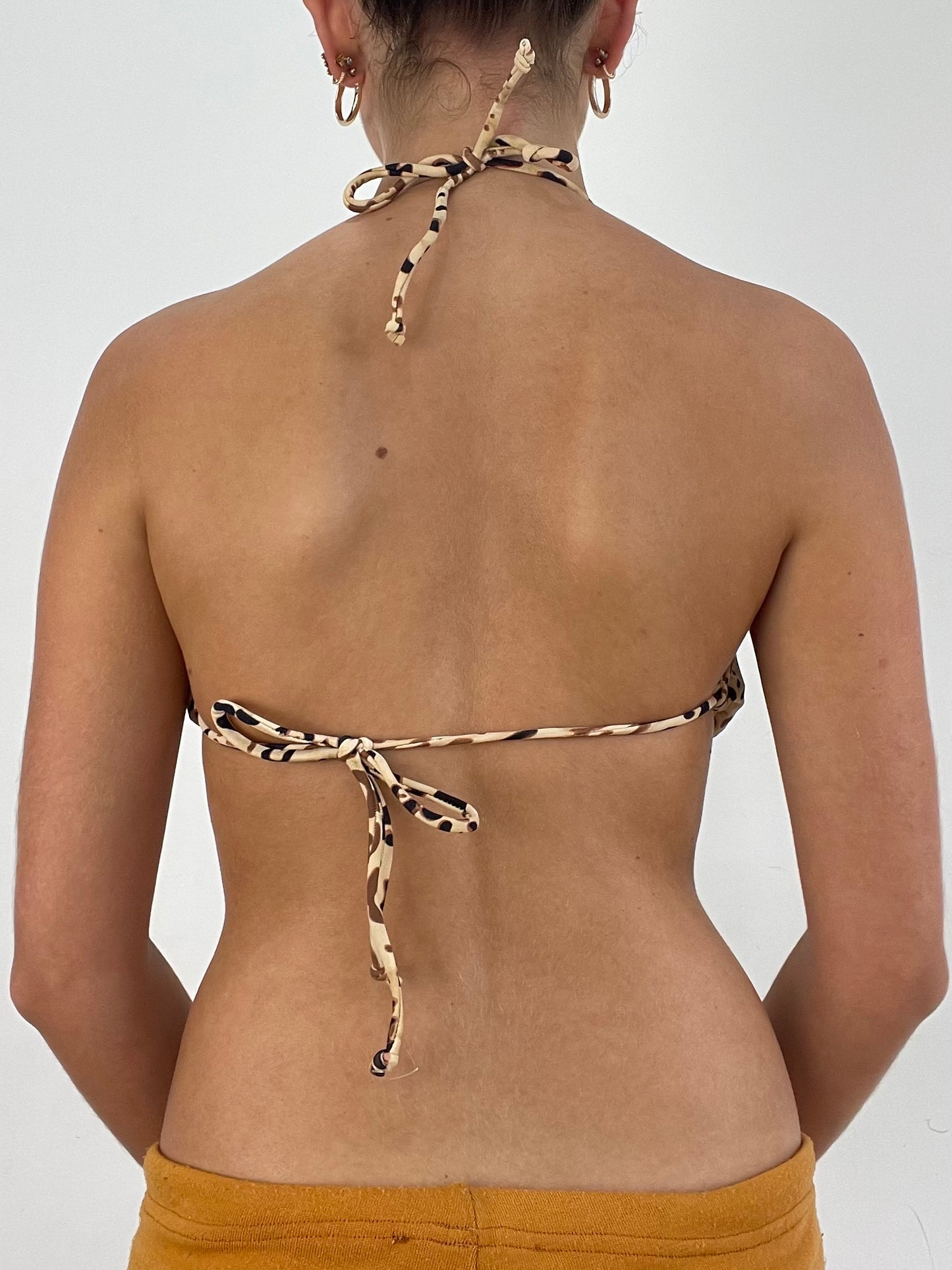 VINTAGE PICKS | medium tan leopard print bikini set
