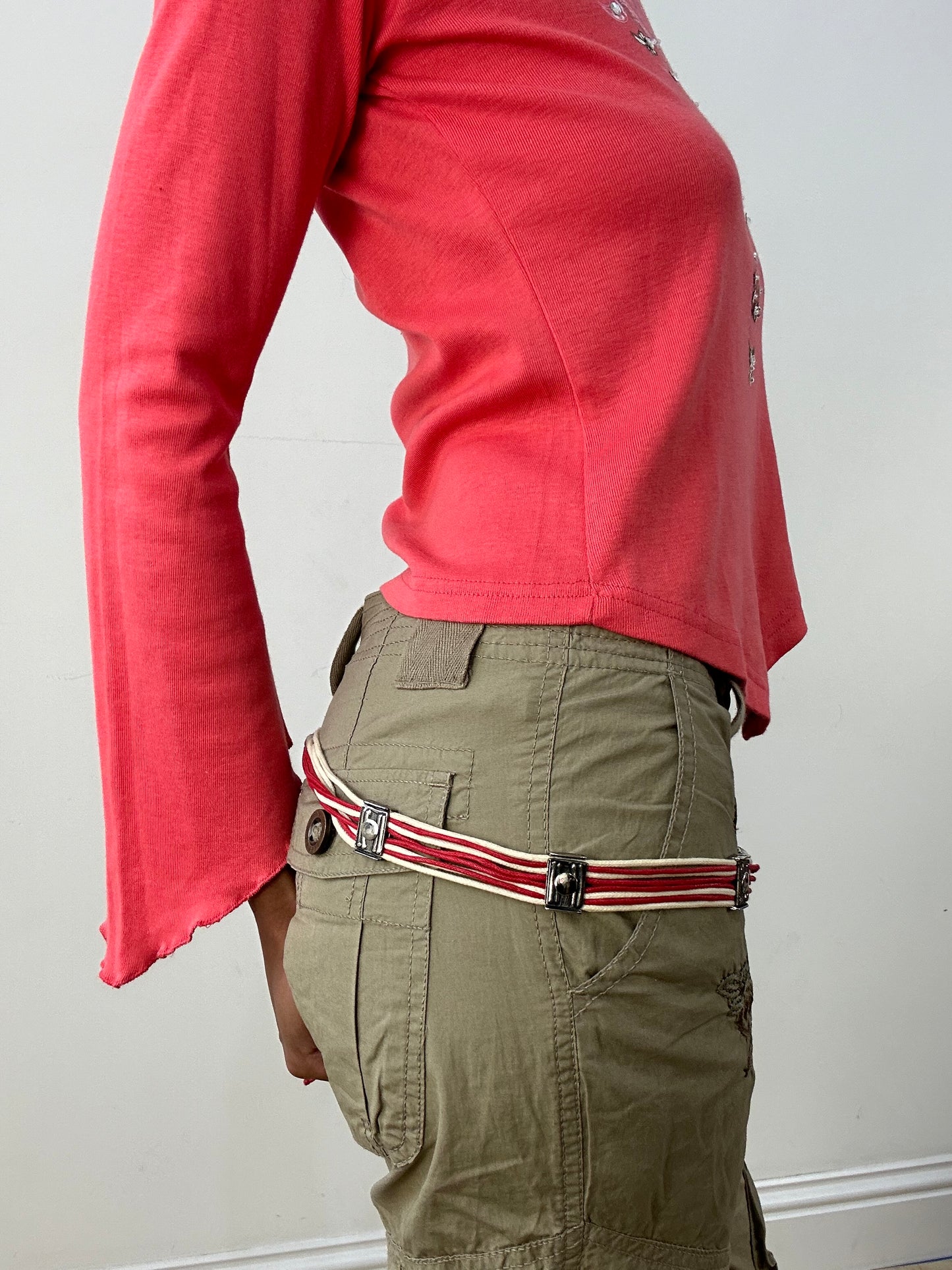 HIPPY CHIC DROP | cream and red string belt with silver bead detail