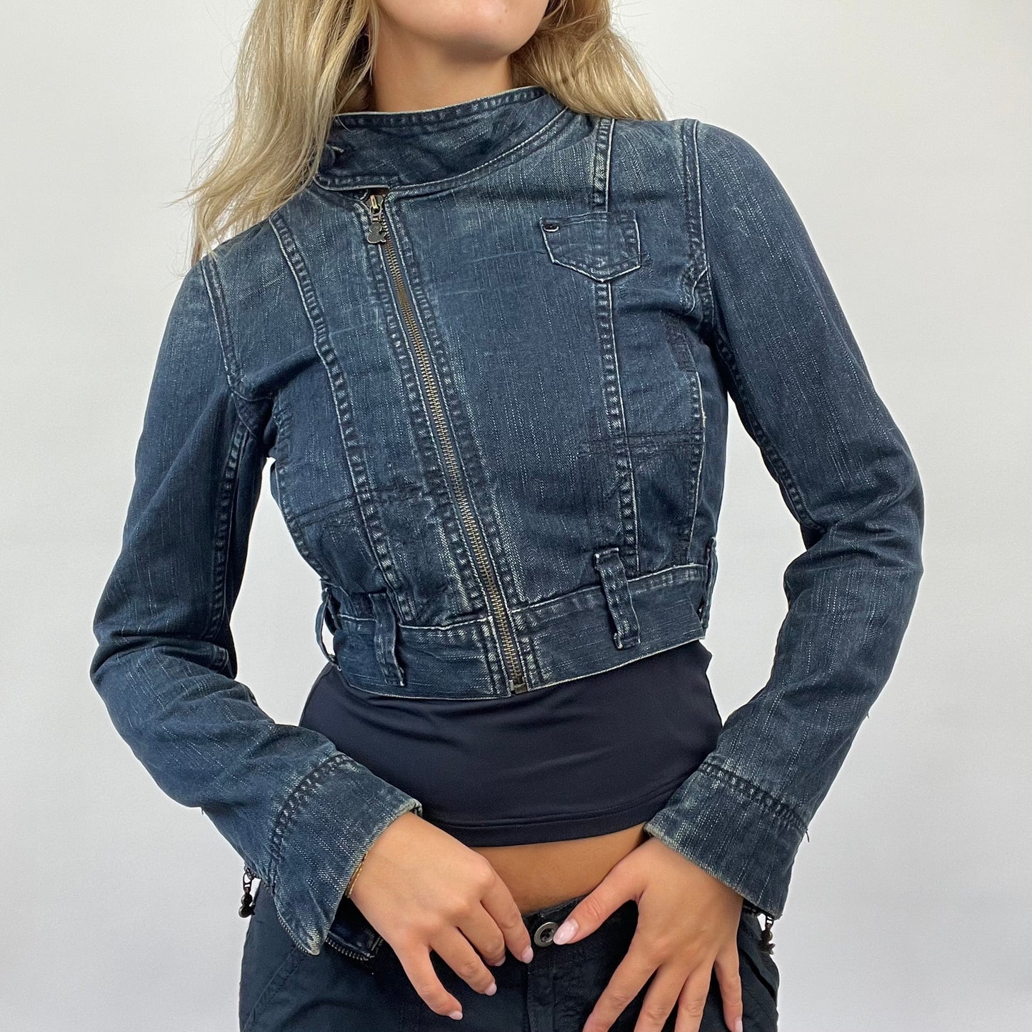 POSH AND BECKS DROP | small denim cropped biker jacket