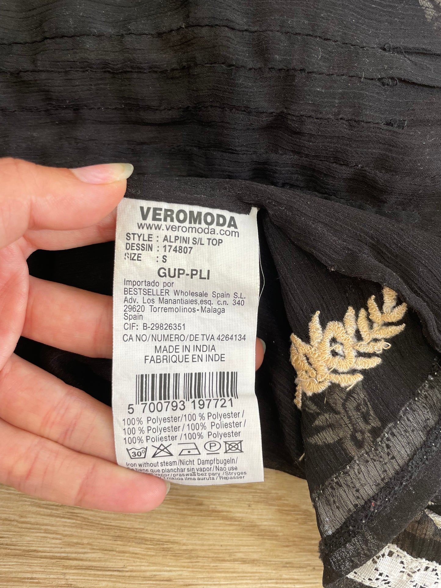 VINTAGE PICKS | small black sheer top