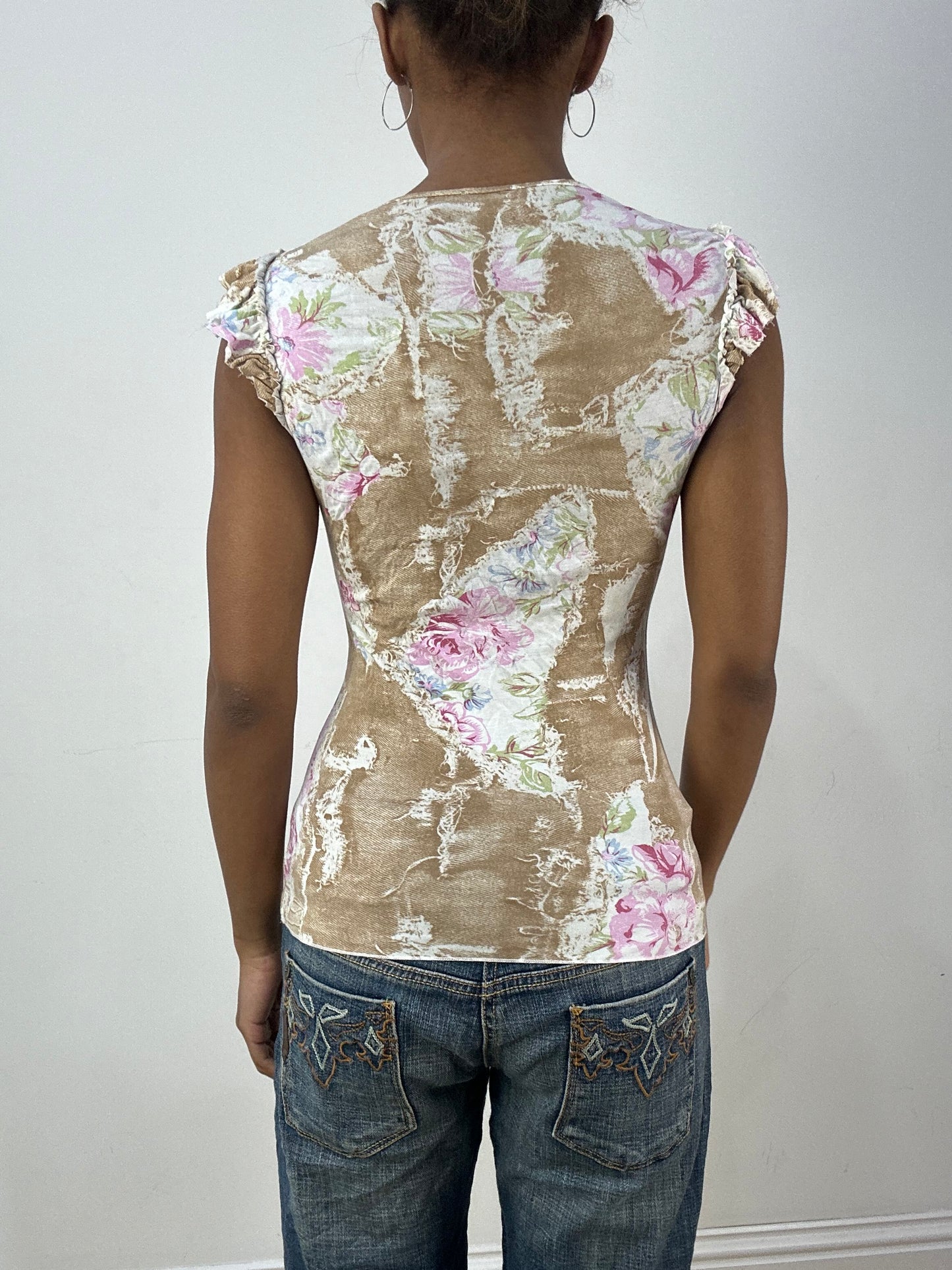 vintage edit thirty-six | extra small cream morgan de toi floral top