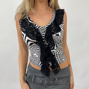 💻💚 90s MINIMALISM DROP | small black and white patterned top with lace detail