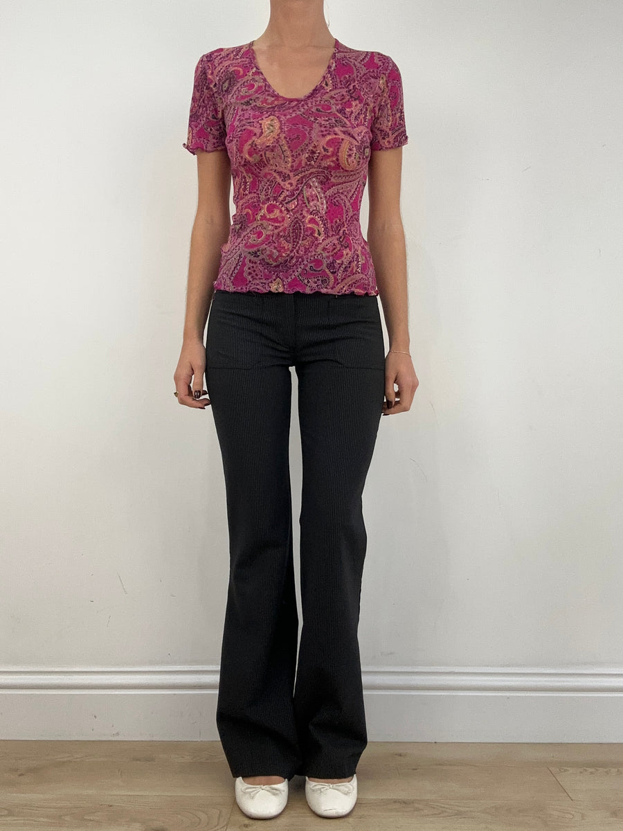 WINTER ESSENTIALS | top estampado paisley de color rosa mediano