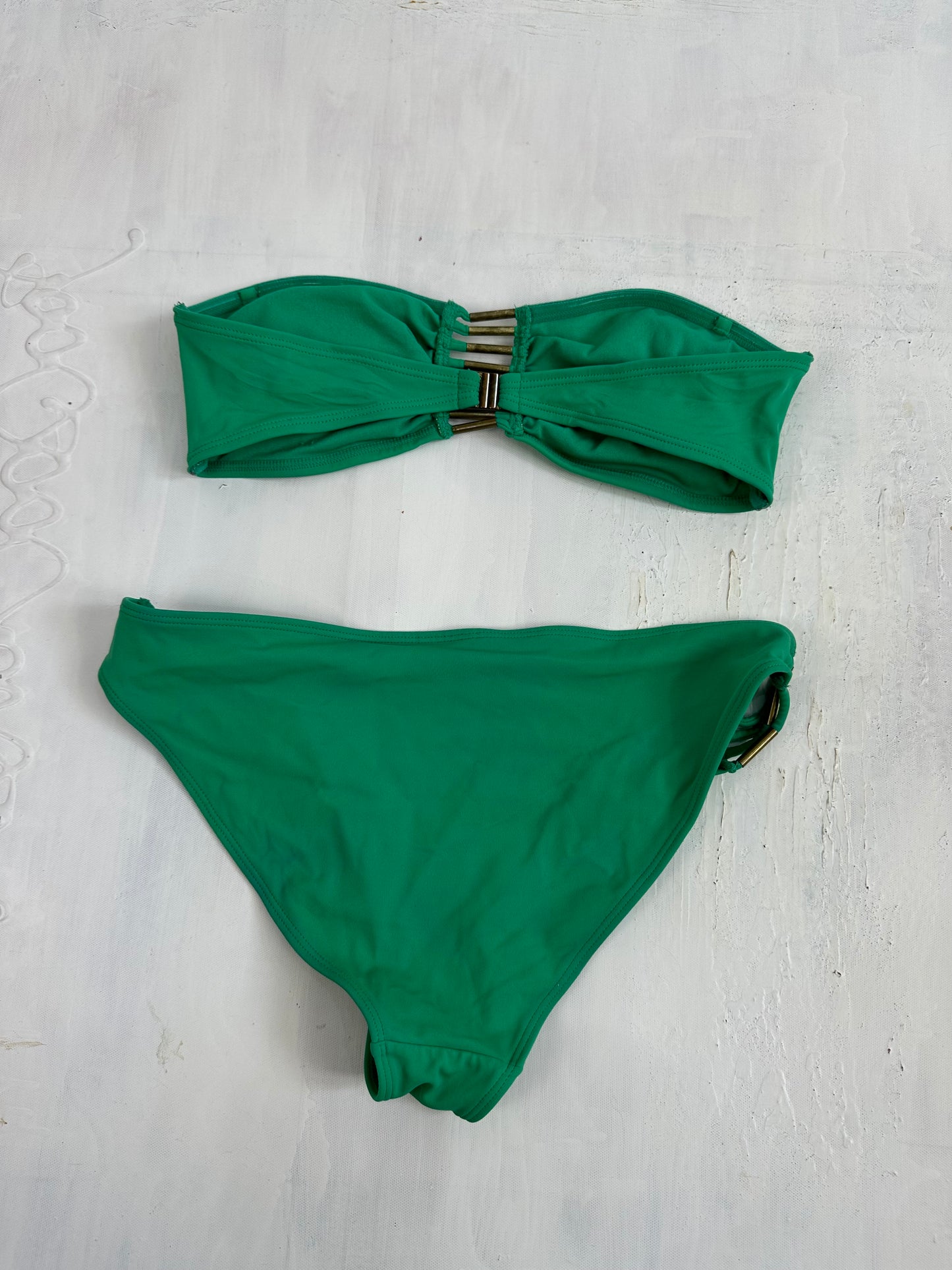 BEST PICKS | small green bandeau bikini set