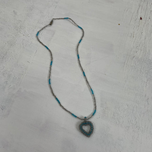 💚💻INSTA BADDIE DROP | blue heart necklace