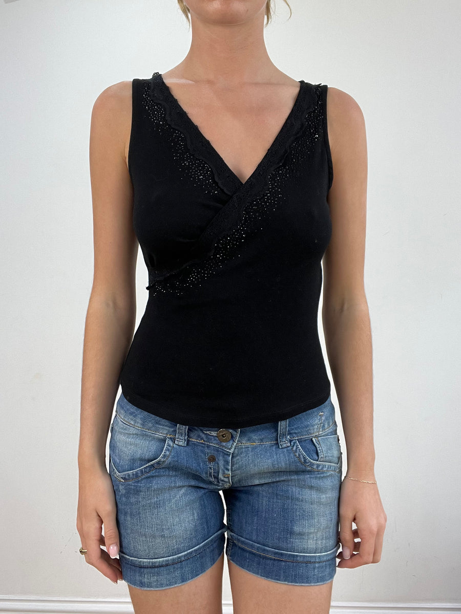 BEST PICKS | medium black v neck cami