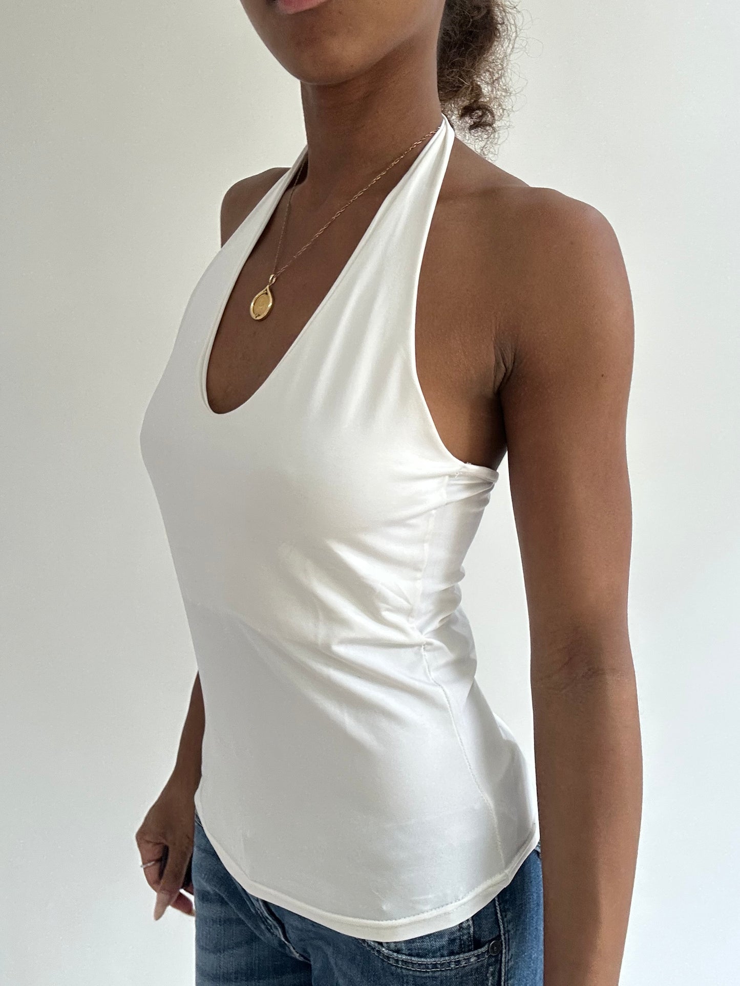 BEST PICKS | small/medium white halterneck top