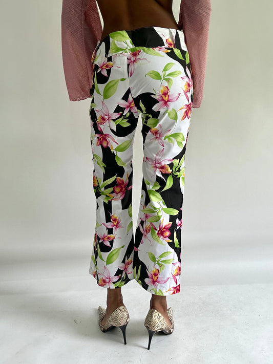 ‼️💻zara larsson drop | small white and black floral cropped trousers