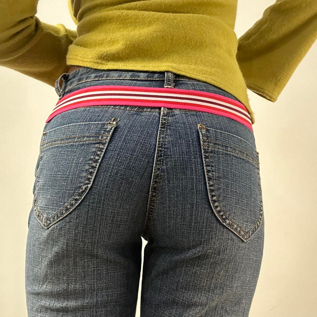 ⭐️💻 | one size pink and red striped belt with silver clasp buckle