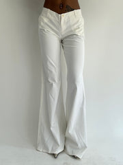 ‼️ | medium white fitted trousers