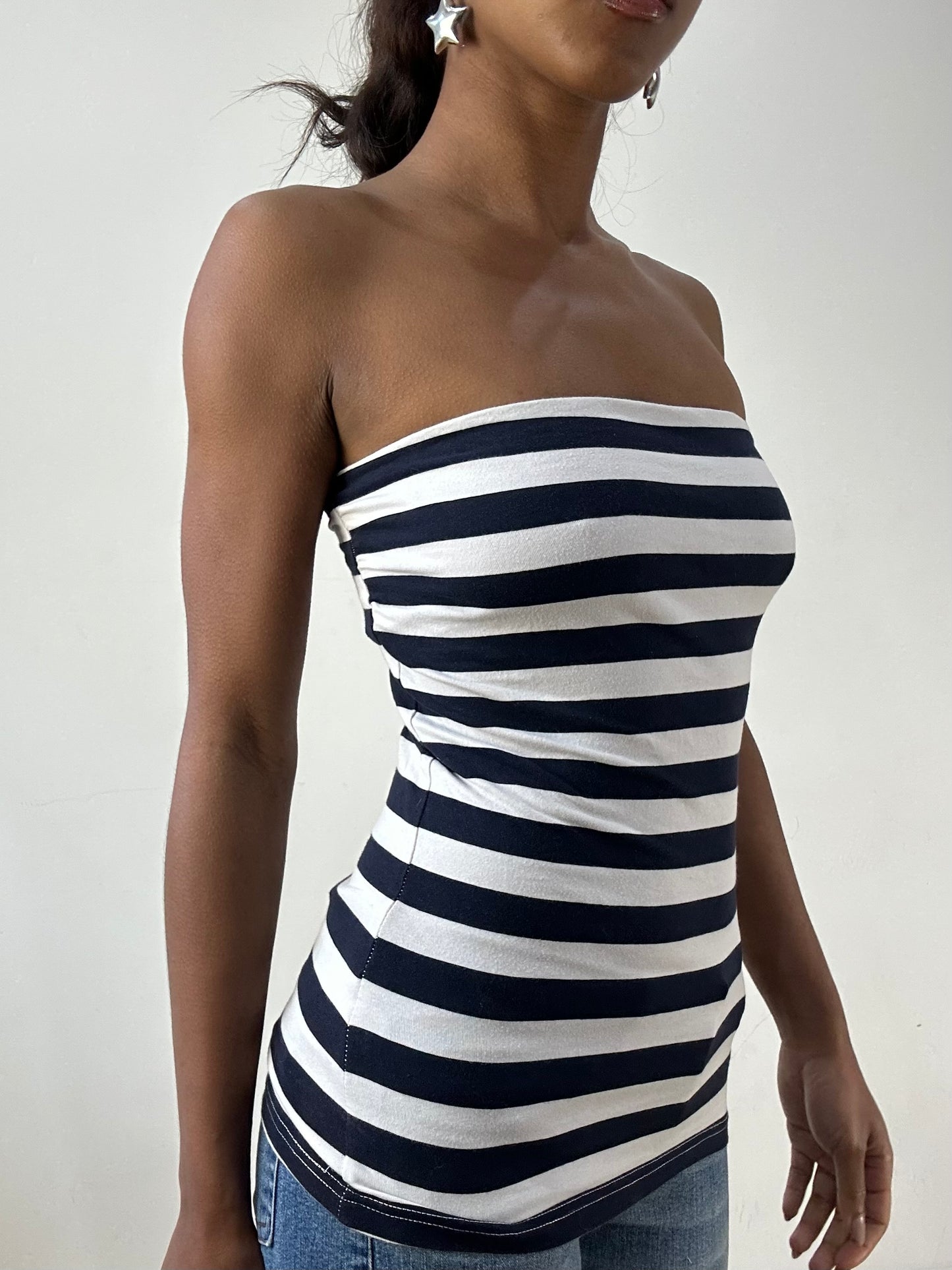 BEST PICKS | extra small white and blue old h&m bandeau
