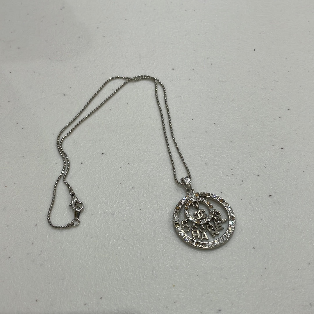 AMELIA GRAY DROP  silver chanel style diamanté necklace – remass