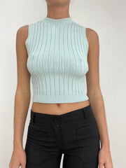 WINTER ESSENTIALS | taille: S · couleur: bleu layette · article: pull sans manches · détails: american apparel