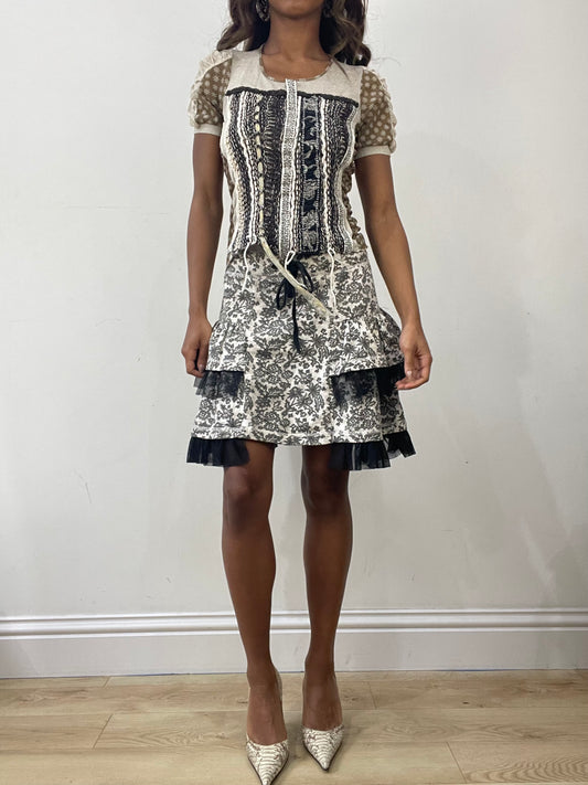 vintage edit: fashion week | small/medium beige mixed pattern top