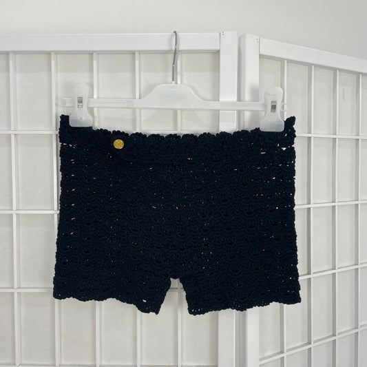 INSTA BADDIE DROP | XS black crochet shorts