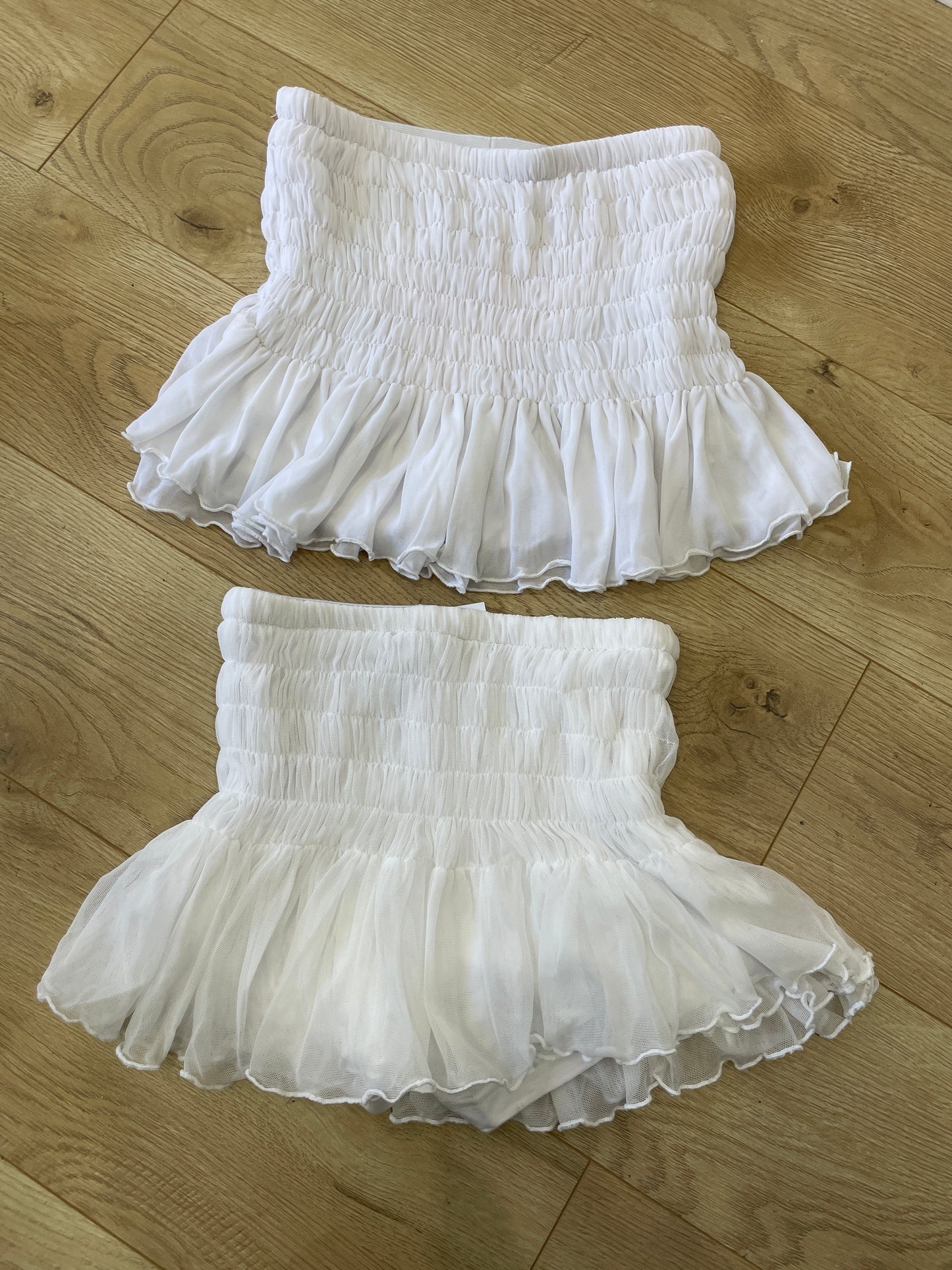 #256 SAMPLE SALE | small poppy skort in white