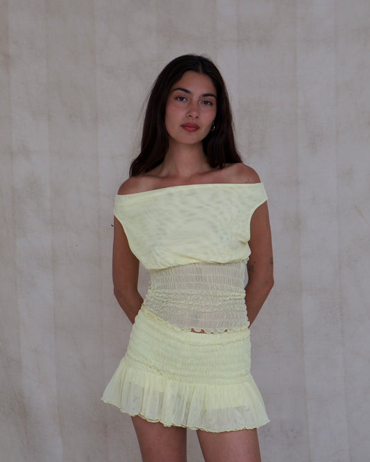 the poppy top in butter yellow
