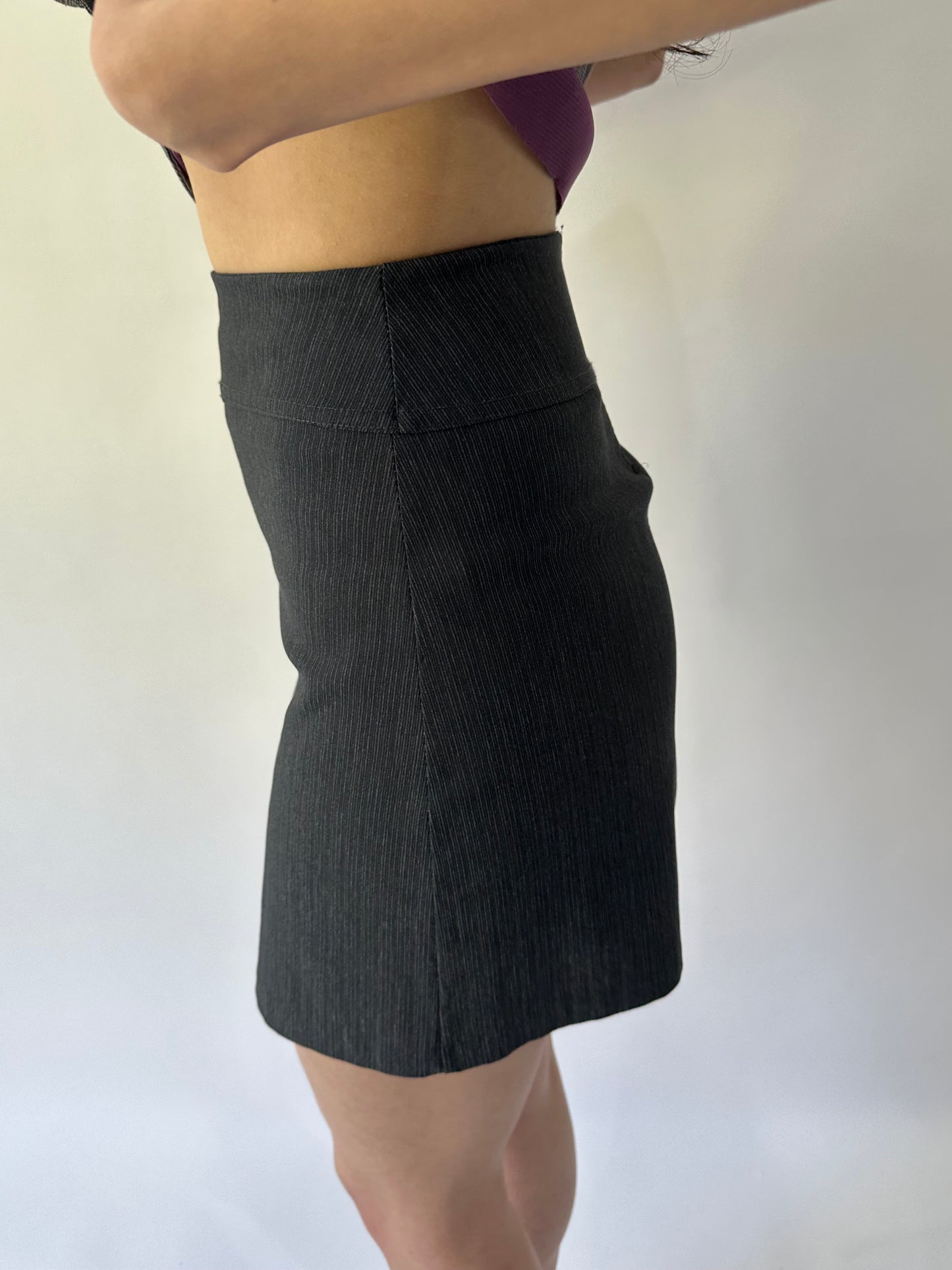 devil wears prada | extra small grey pinstripe mini skirt