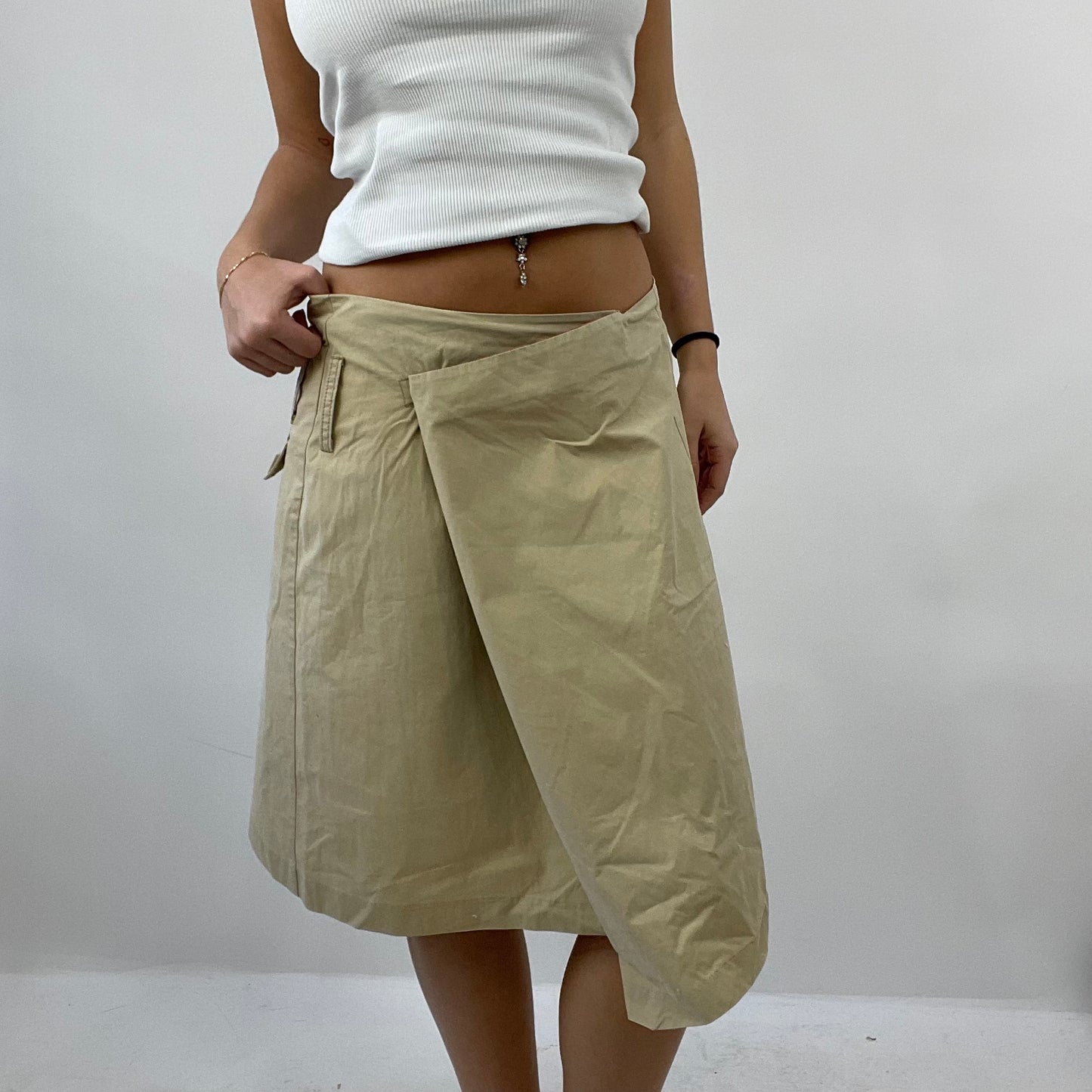12 DAYS OF XMAS DROP | medium beige tommy hilfiger wrap skirt