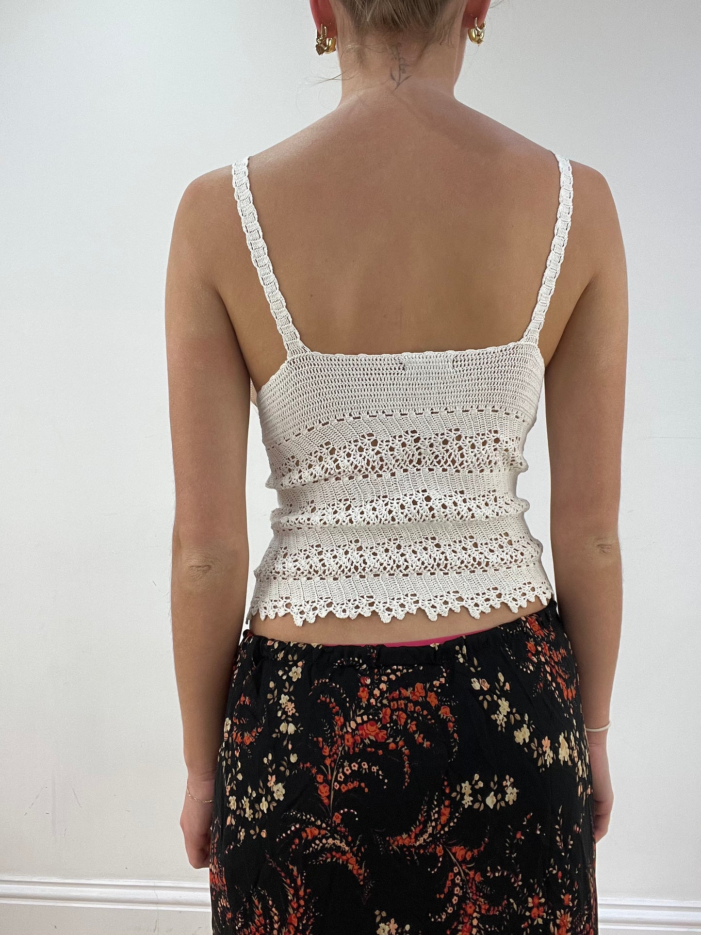 BEST PICKS | small white crochet cami