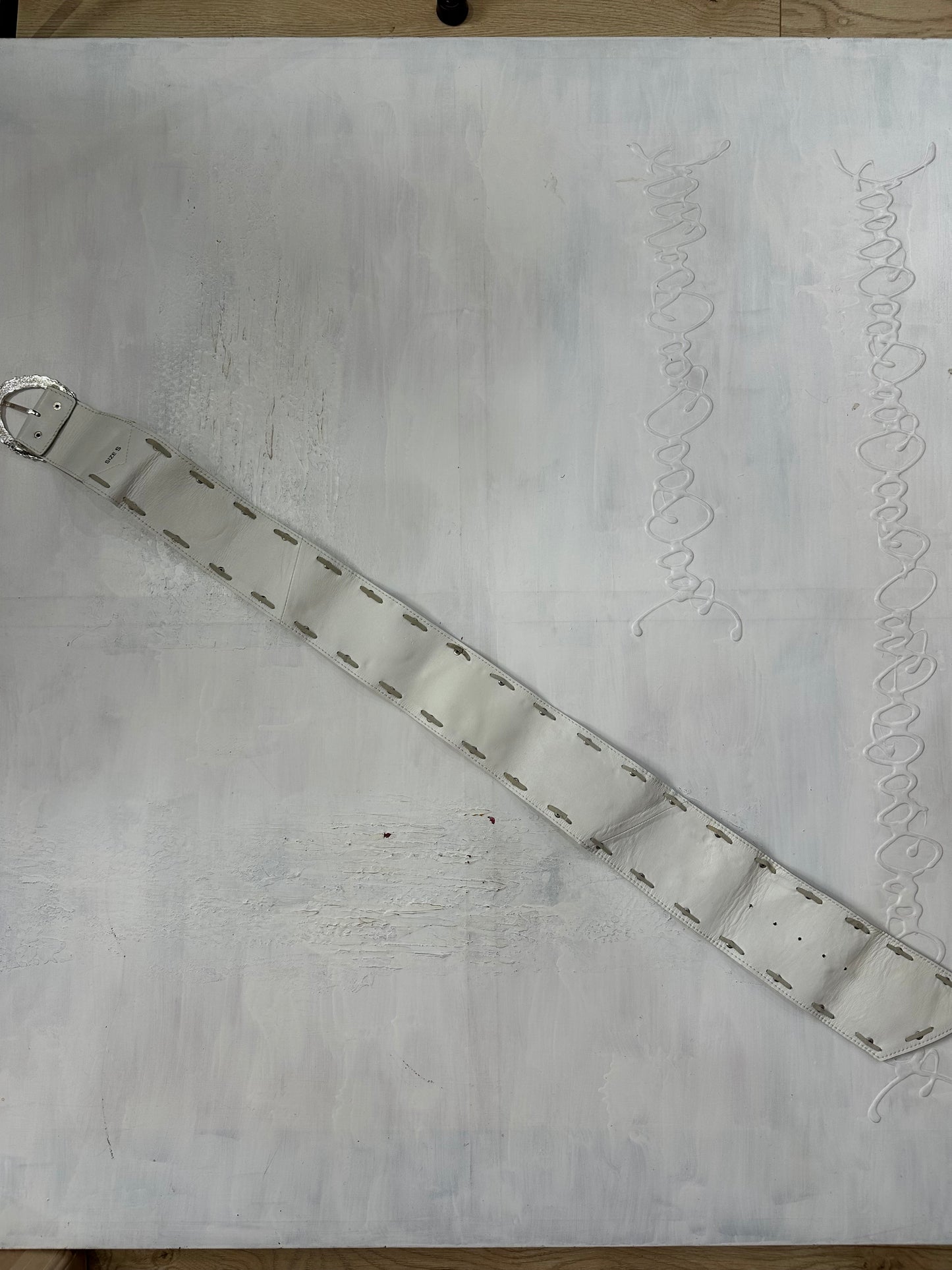 midsummer edit | one size white faux leather belt with silver buckle