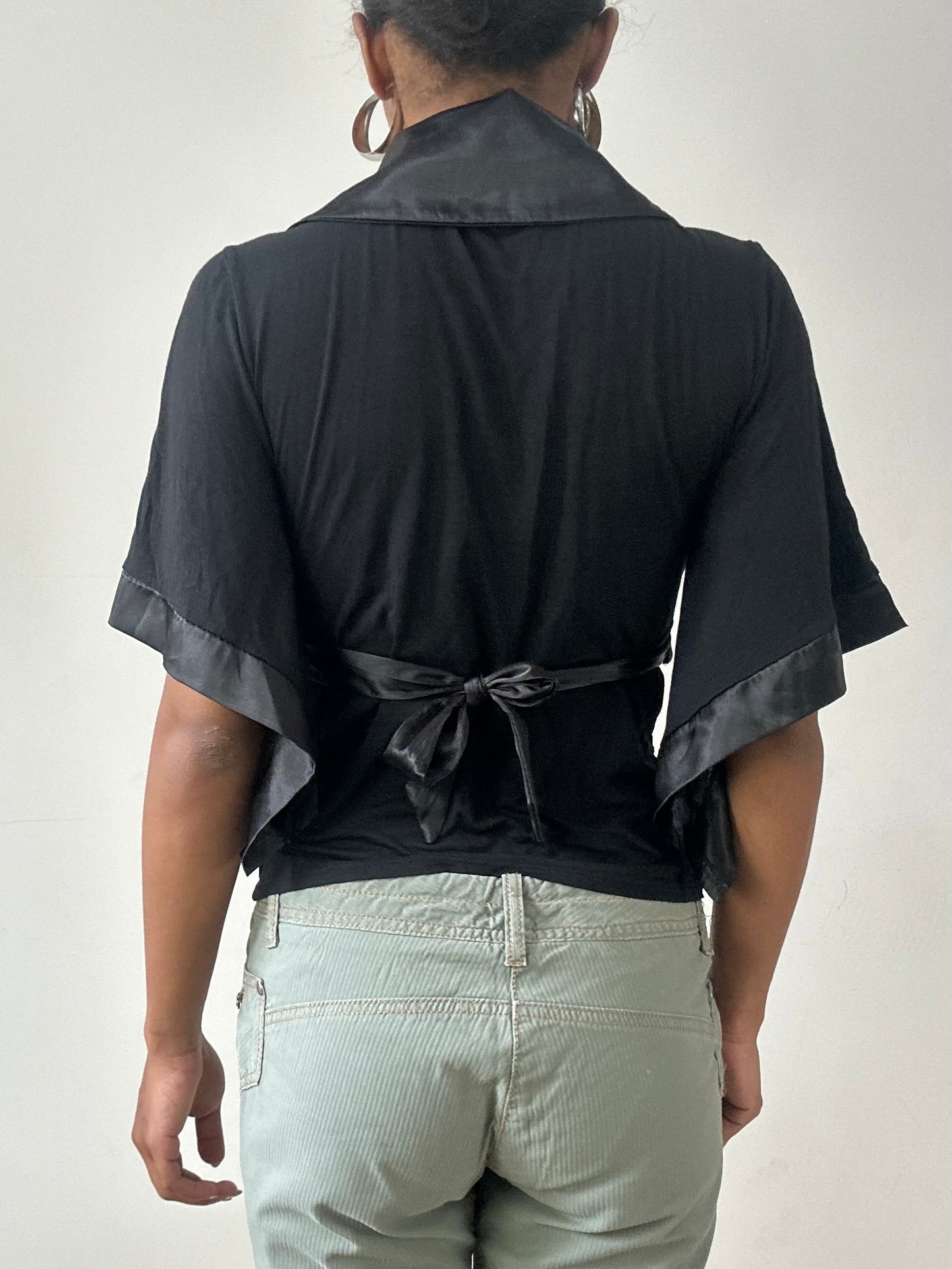 vintage edit twenty-nine | small black 3/4 sleeve wrap top