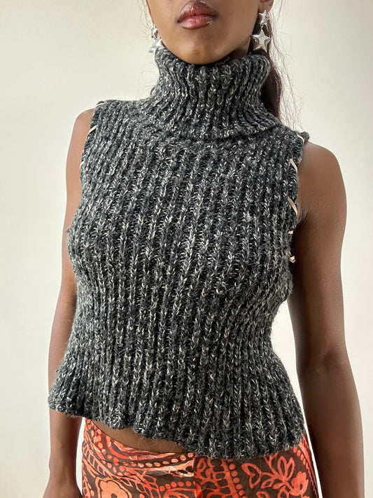 BEST PICKS | extra small grey chunky knit sleeveless turtleneck