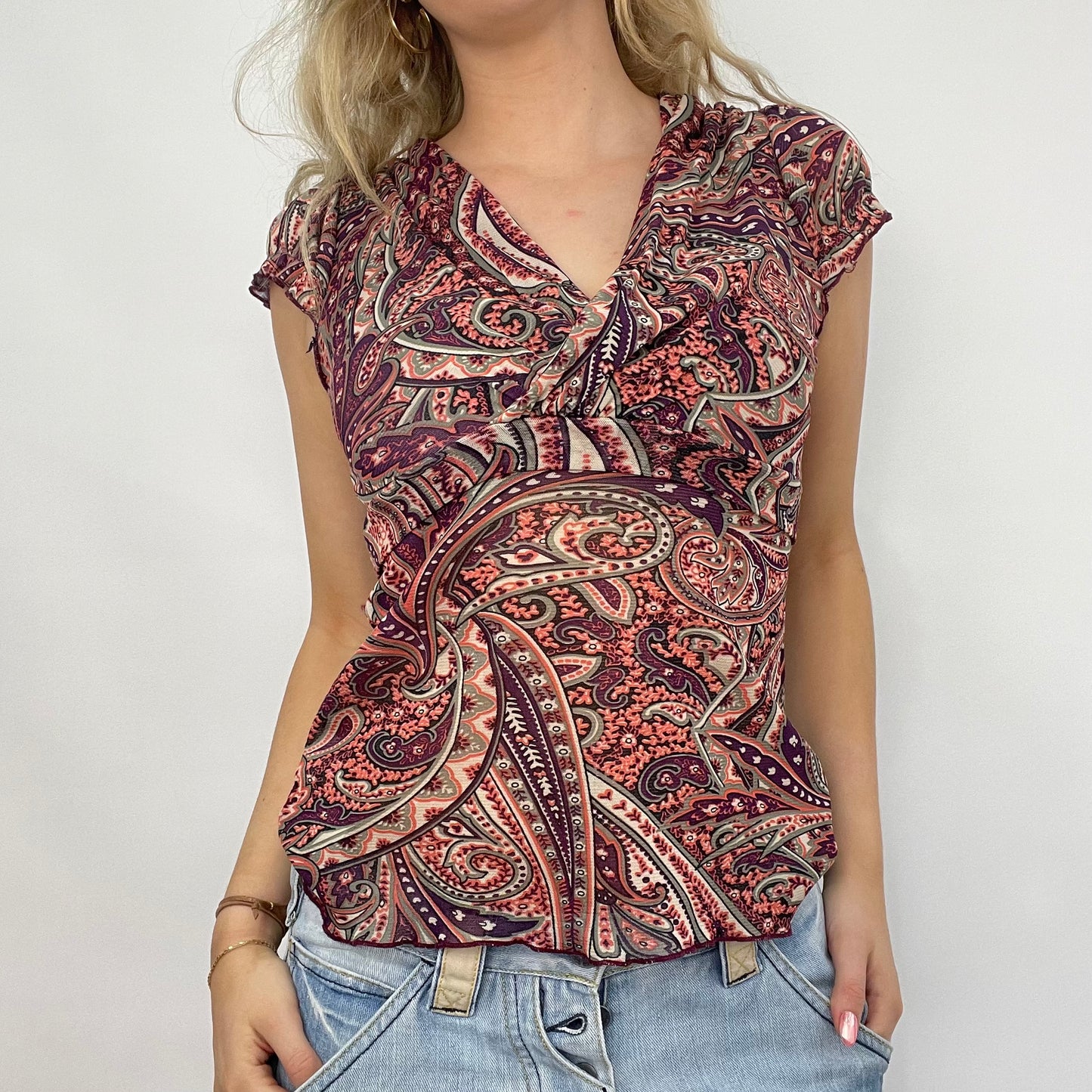 💚 💻 BEST PICKS | large pink mesh paisley t-shirt