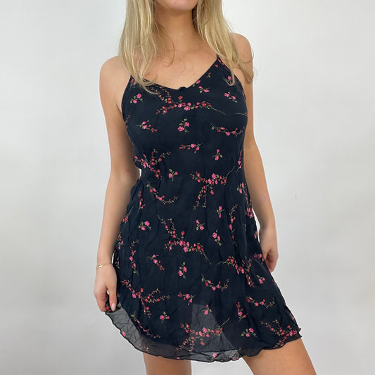 GIRL CORE DROP | small black and pink floral dress