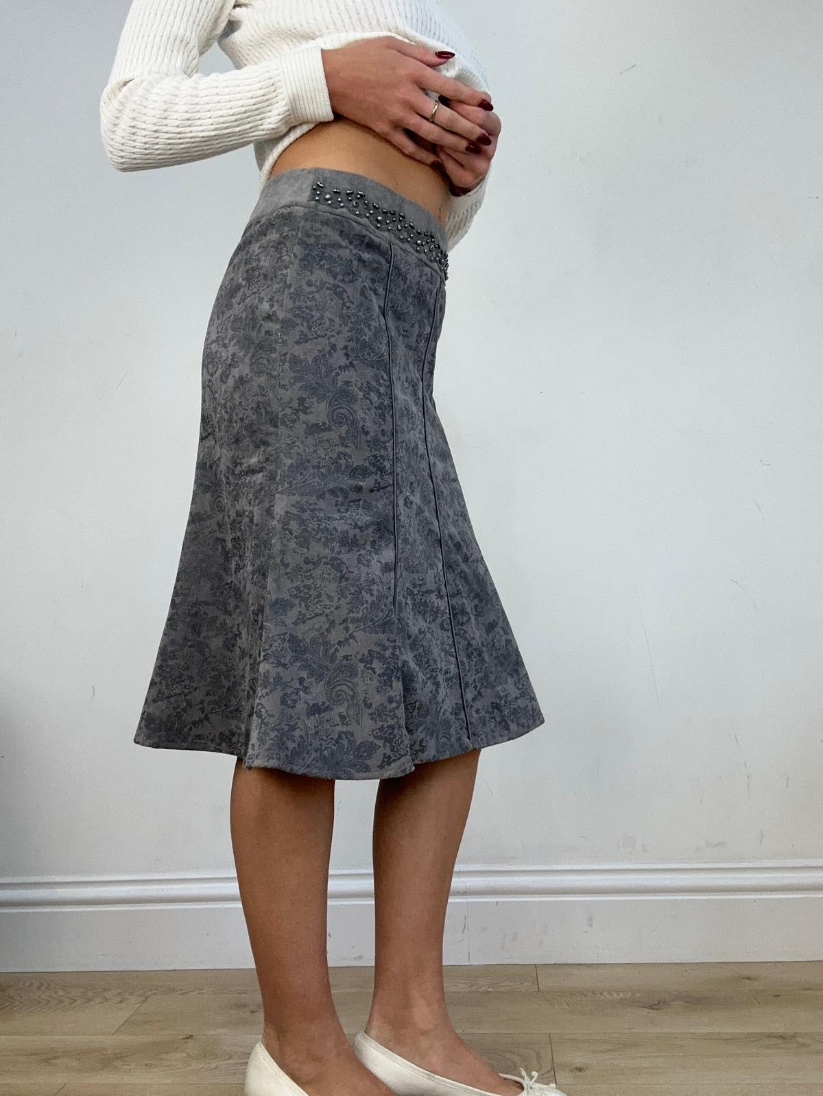 vintage edit fourteen | small grey paisley midi skirt
