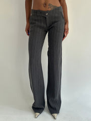 ‼️ | grey striped fitted trousers