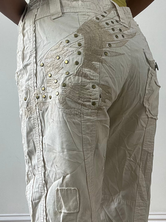 BEST PICKS | medium cream cargo trousers