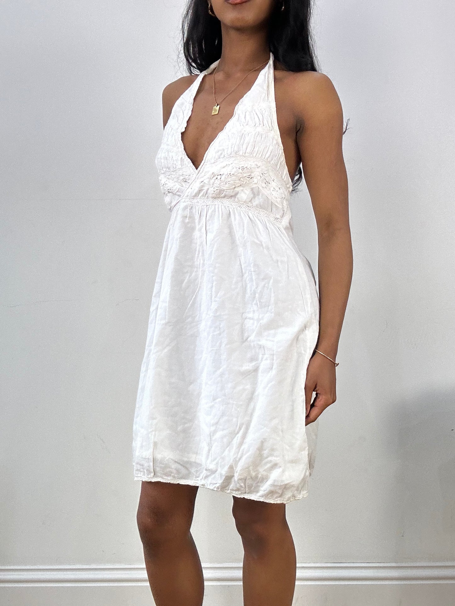 BEST PICKS | small white halterneck midi dress