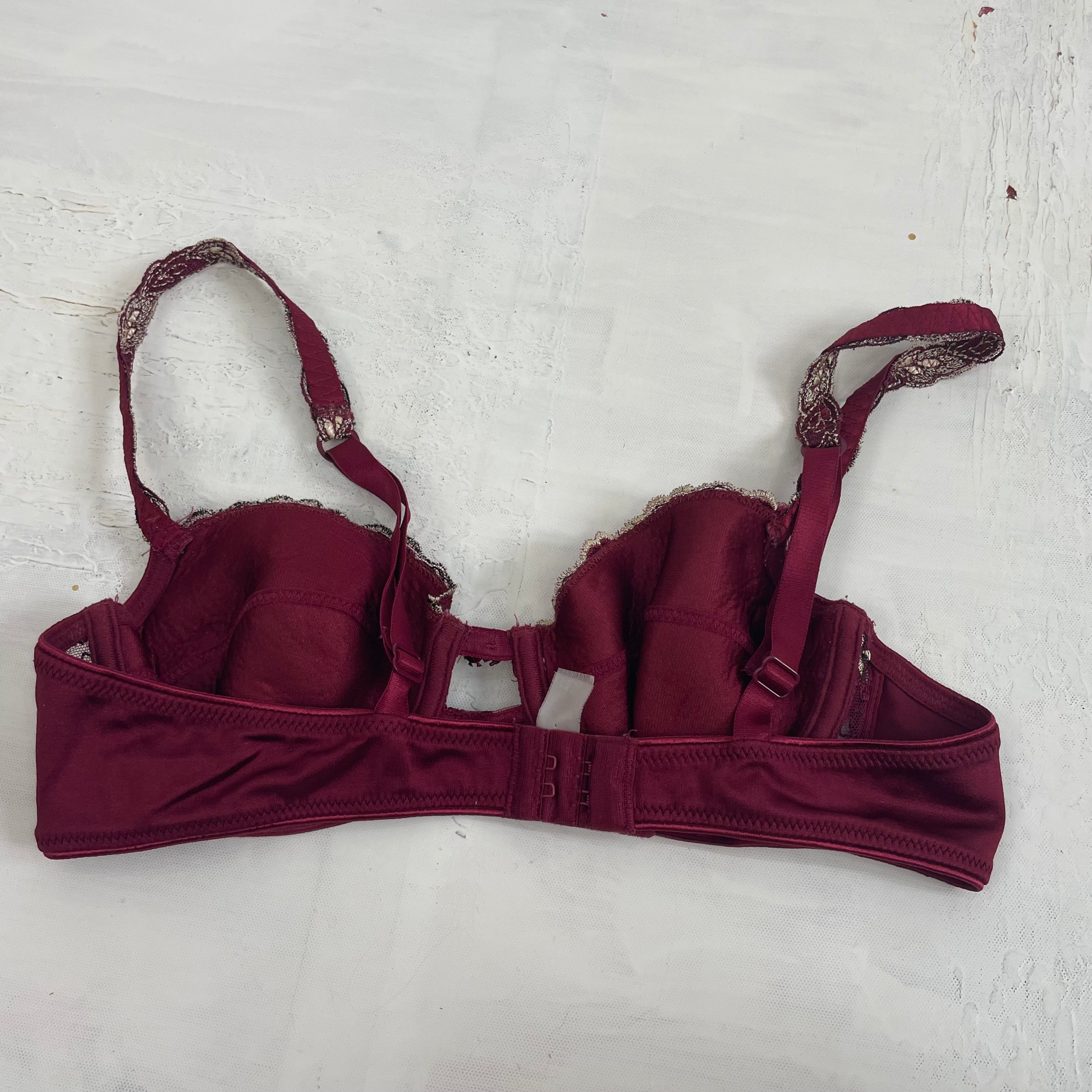 INSTA BADDIE DROP  small purple embroidered padded bra – remass