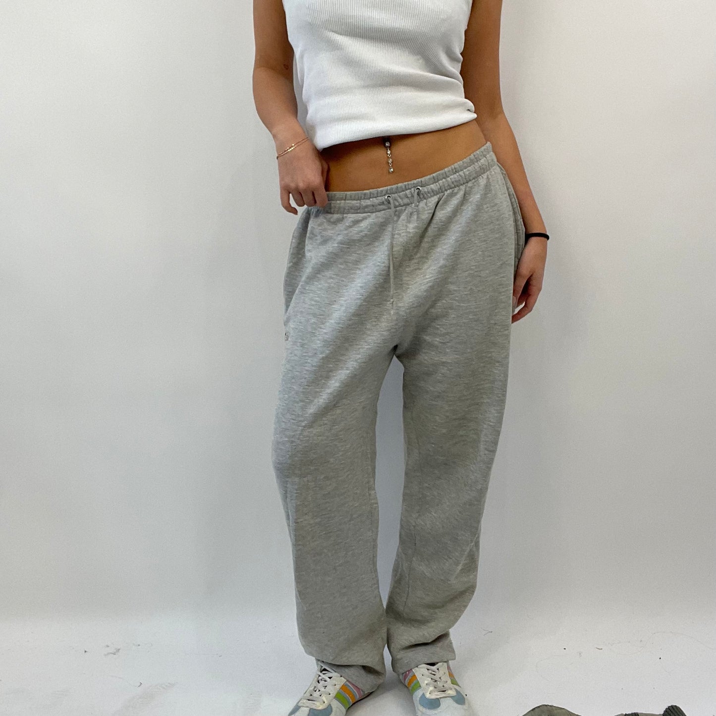 BEST PICKS | medium grey drawstring joggers